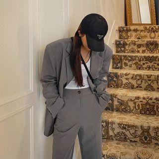 Padded-shoulder Pintuck-waist Boxy Blazer