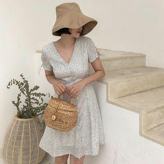 V-neck Short-sleeve A-line Chiffon Dress White - One Size