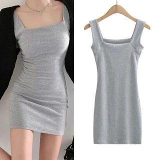 Sleeveless Square-neck Plain Sheath Dress