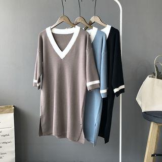 V-neck Contrast-trim Slit-side Long Knit Top