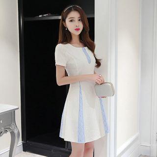 Two-tone Short-sleeve A-line Dress