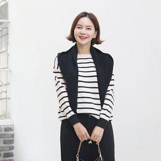 Triangle Knit Muffler