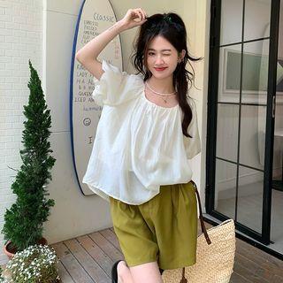Short-sleeve Plain Blouse / Shorts