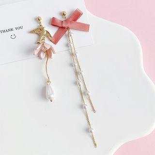 Mismatch Floral Earring