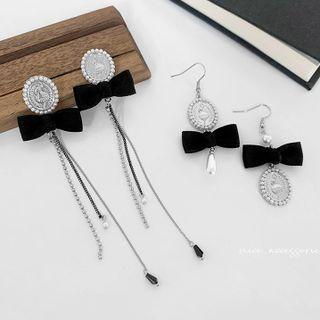 Embossed Alloy Bow Dangle Earring