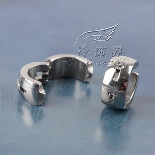 Single Rhinestone Titanium Steel Earring