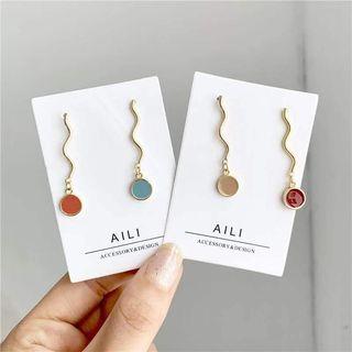 Alloy Disc Wavy Dangle Earring