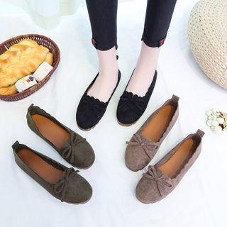 Scalloped Edge Bow Flats