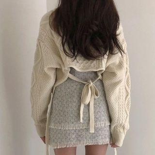 Tie Back Cable-knit Sweater / Fringed Hem A-line Skirt