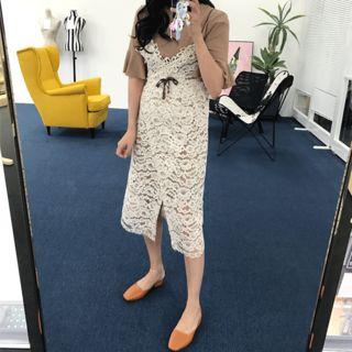 Set: Bell-sleeve T-shirt Dress + Spaghetti-strap Laced Dress