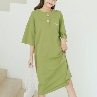 Lettering 3/4-sleeve Midi T-shirt Dress Avocado - One Size