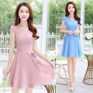 Short-sleeve Flower Accent Dress