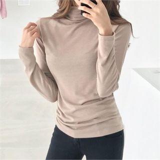 Turtle-neck Shirred Slim-fit Top