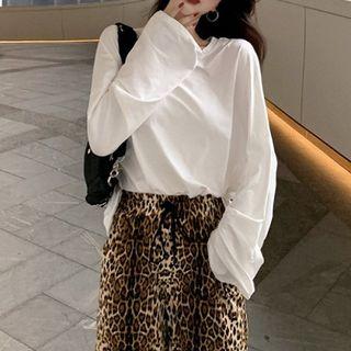 Long-sleeve T-shirt / Leopard Print Wide-leg Pants