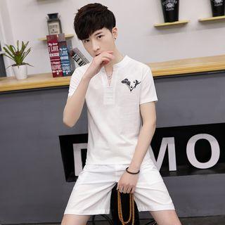 Set: Printed V-neck Short-sleeve Top + Shorts