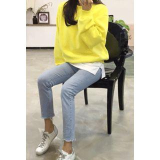 Long-sleeve Round-neck Dip-back T-shirt