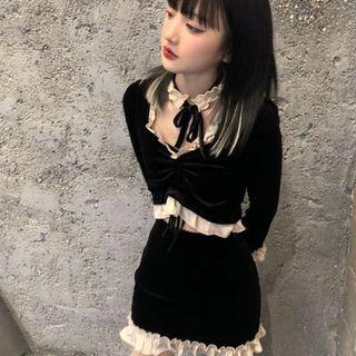 V-neck Panel Top / High-waist Panel Skirt