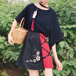 Tassel Elbow-sleeve T-shirt / Color Block A-line Skirt