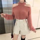 Long-sleeve Off-shoulder Halter Top