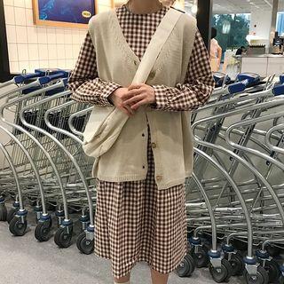 Long-sleeve Gingham Midi A-line Dress / Buttoned Knit Vest