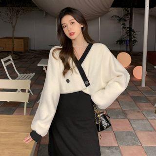 V-neck Faux Shearling Cropped Cardigan / Plain Skinny Dress