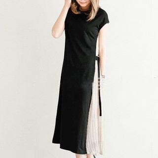 Short-sleeve Two Tone Midi Dress