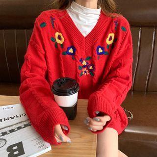 V-neck Flower Embroidered Long-sleeve Knitted Top
