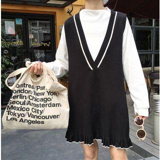 Ruffle Hem V-neck Pinafore Dress
