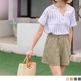 Acid-wash Metallic Buckle High-waisted Shorts