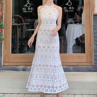 Lace Halter-neck Maxi A-line Dress