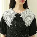 Lace-collar Buttoned Blouse