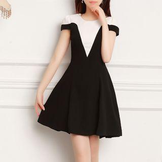 Color Panel Short Sleeve A-line Dress