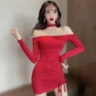 Choker Off-shoulder Long-sleeve Mini Sheath Dress