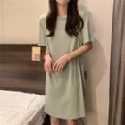 Short-sleeve Round-neck Plain Sleep Dress