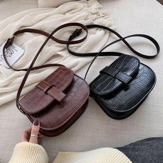 Croc Grian Saddle Crossbody Bag