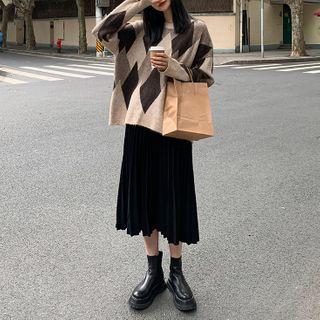 Plain Pleated Knit Midi A-line Skirt