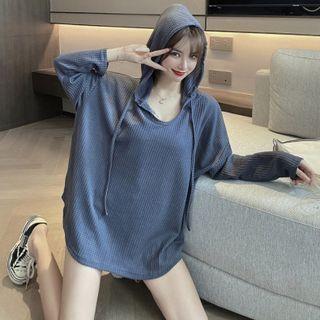 Long-sleeve Hooded Loose-fit Sweatshirt