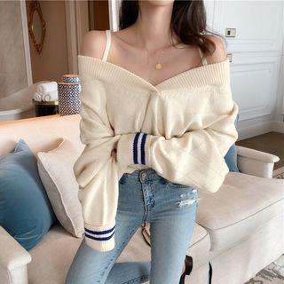 V-neck Sweater Almond - One Size