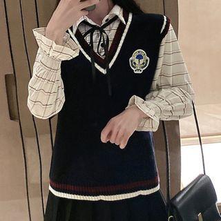 Set: Puff-sleeve Plaid Blouse + Badge Embroidered Sweater Vest
