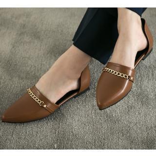 Chain-accent Flats