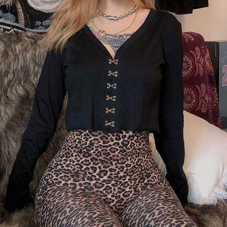 Long-sleeve Metal-closure Crop Top
