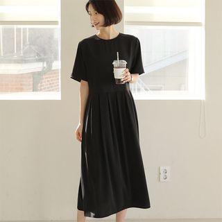 Pleated Monotone Long Dress