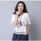 Lace Trim Embroidered Short Sleeve T-shirt