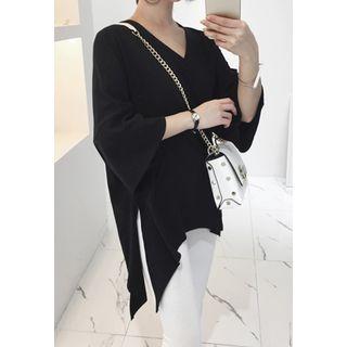 V-neck Asymmetric-hem Oversized T-shirt
