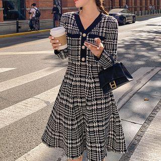 Contrast Trim V-neck Plaid Midi A-line Dress