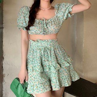 Puff-sleeve Floral Print Cropped Blouse / A-line Skirt