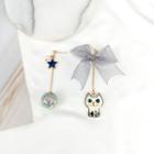 Non-matching Cat Bow & Star Dangle Earring