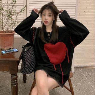 Long-sleeve Heart Print Knit Top Black - One Size