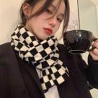 Checkerboard Pattern Knit Scarf Black & White - One Size