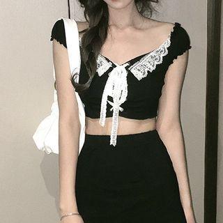 Cap-sleeve Lace Trim Crop Top / A-line Mini Skirt